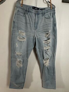 Hollister Light Blue High-Rise Mom Jeans 15R